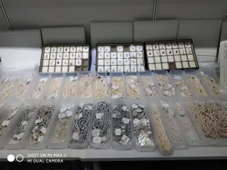 Pearl jewellery displayed during a KaiLinks-supported product presentation in Hong Kong